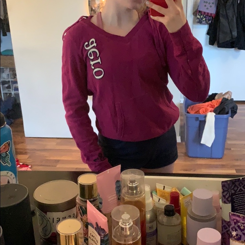 Cute V-neck sweatshirt hoodie